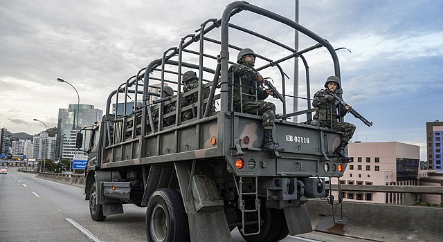 Forças Armadas chegam a Vitória | Gabriel Lordêllo/Folhapress
