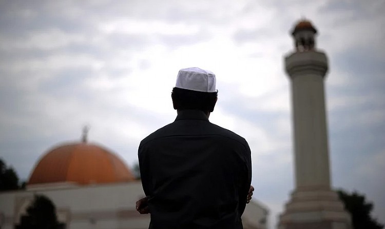 Imagem ilustrativa. Extremista deixou de perseguir cristãos após sonhar com Jesus. (Foto: Getty Images)