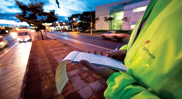 Gestão Haddad projetou recolher R$ 1,1 bi em 2016 e fechou com saldo de R$ 1,5 bi | André Porto/Metro