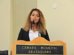 Thainara Faria (PT) durante fala na tribuna (Foto: Assessoria de Imprensa Câmara Municipal de Araraquara)